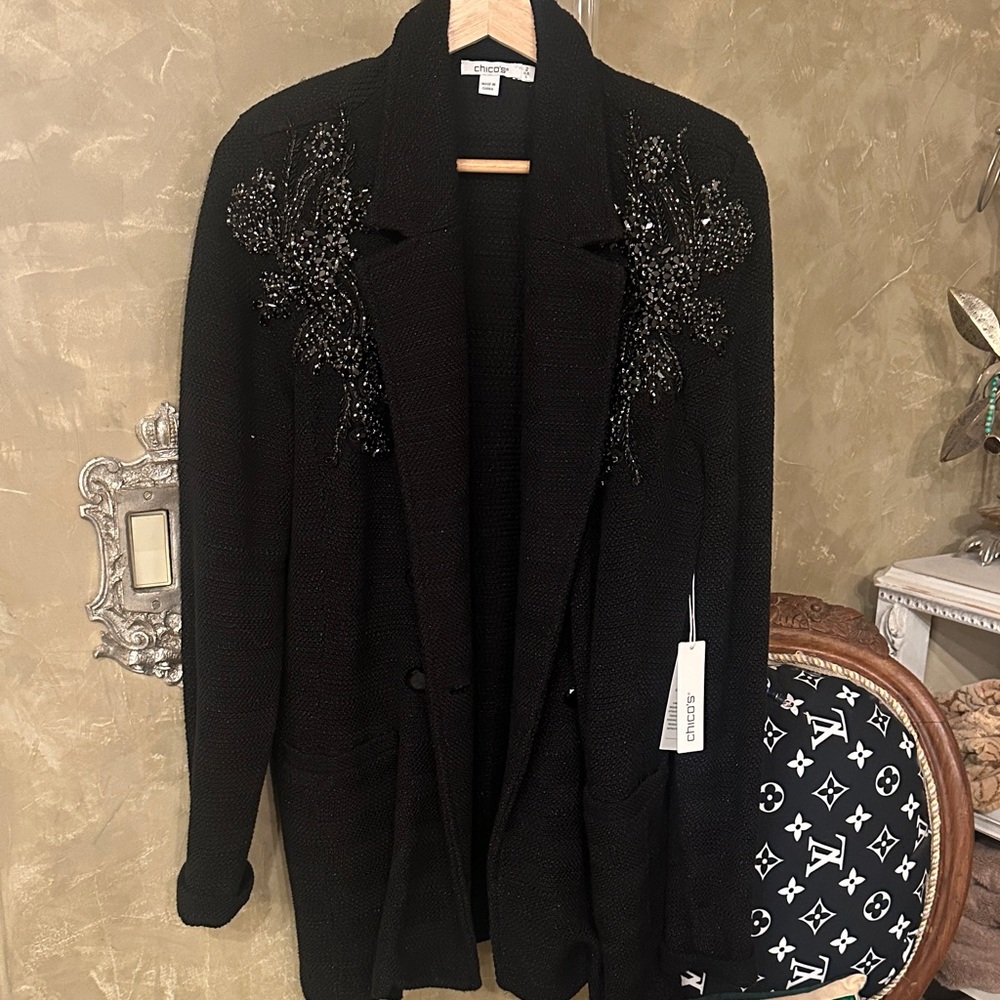 Chico’s black sequins and rhinestones shoulder detail size 2